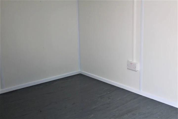 contenedor oficina 20 pies con 2 ventanas | oficina de obra segura | aislado | listo para usar